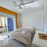 Apartman Parque Loix 5 *