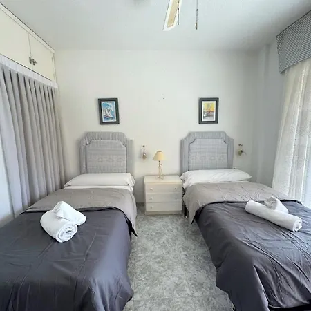 Parque Loix 5 Апартаменты Бенидорм